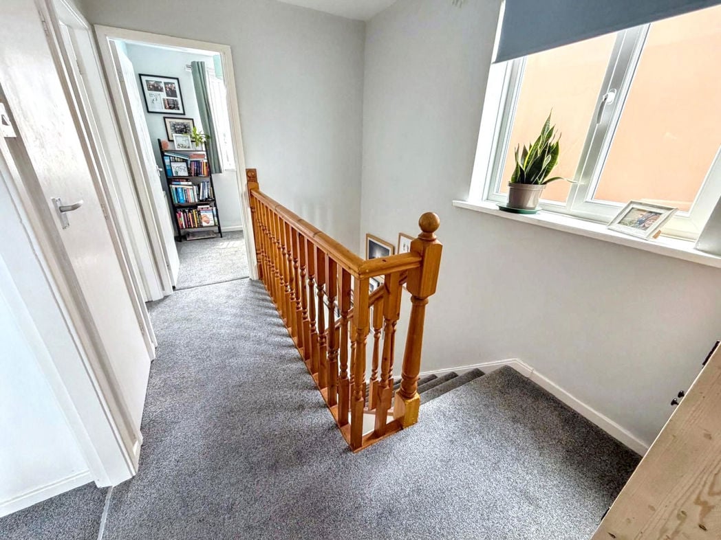 Property image 10 of 15