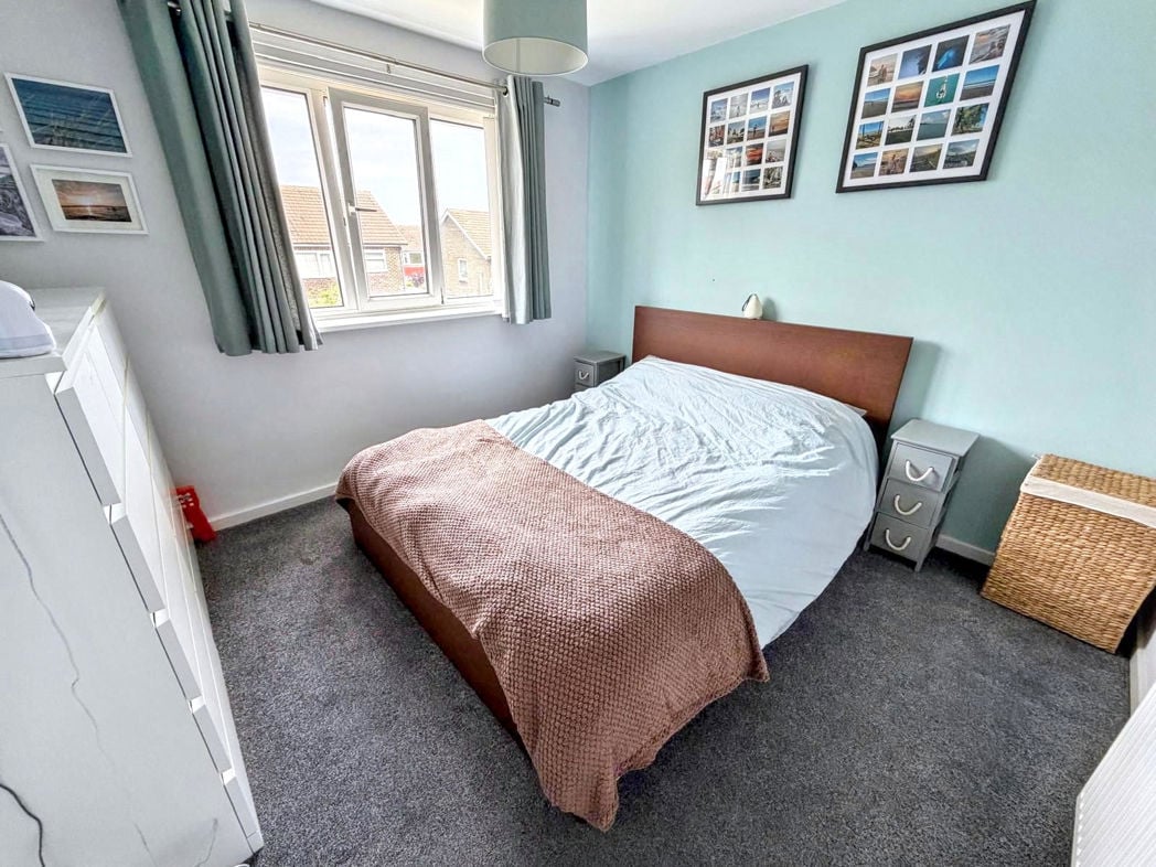 Property image 12 of 15