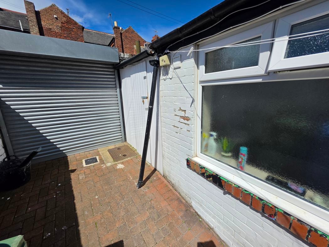Property image 16 of 17