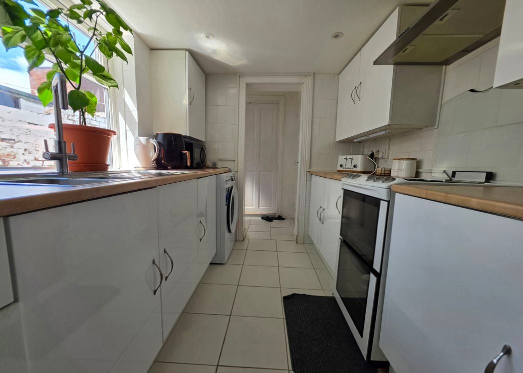 Property image 3 of 17