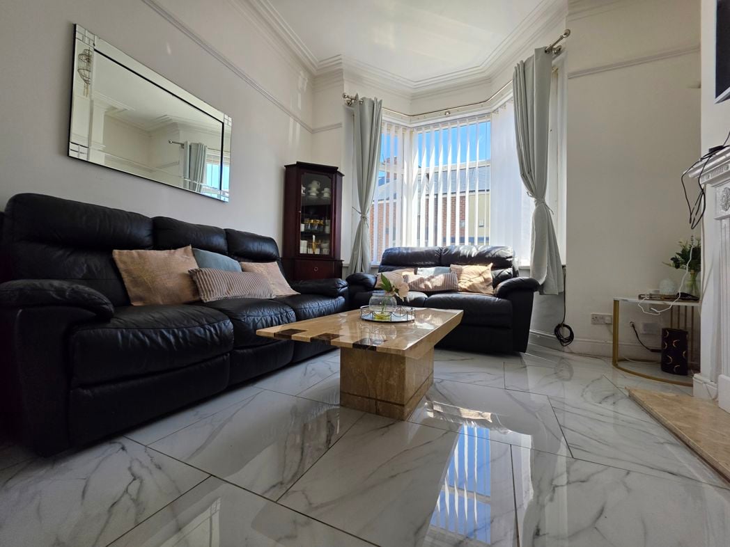 Property image 2 of 17