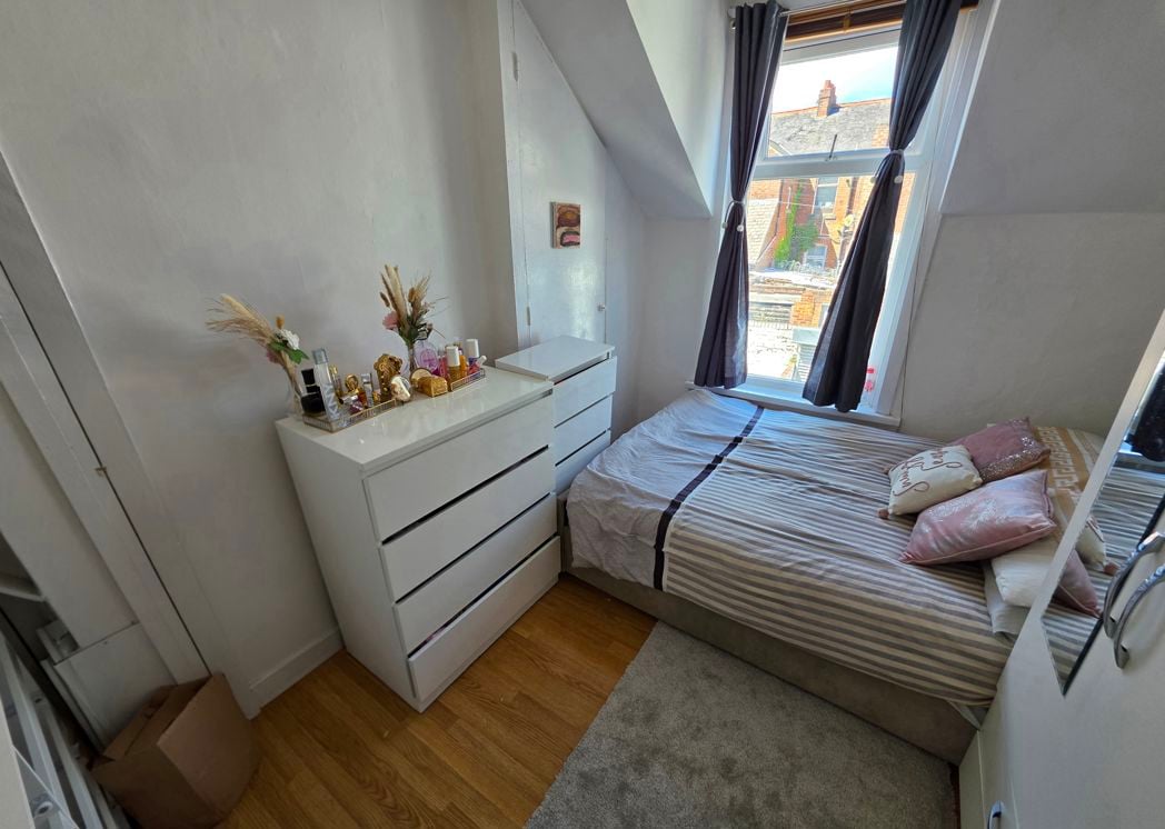 Property image 10 of 17