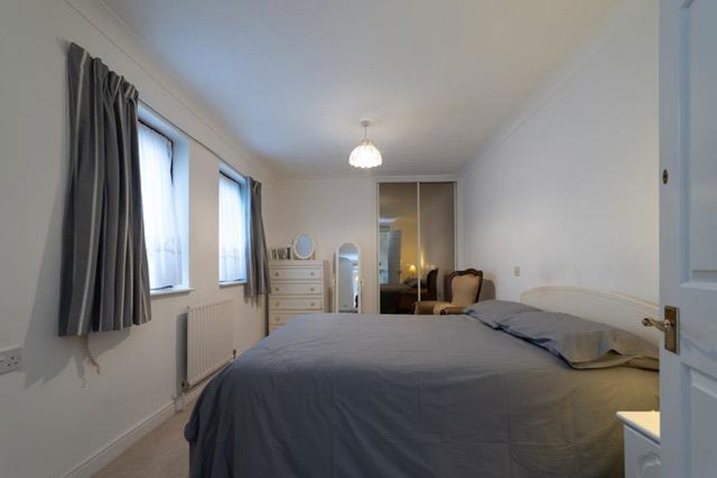 Property image 6 of 16