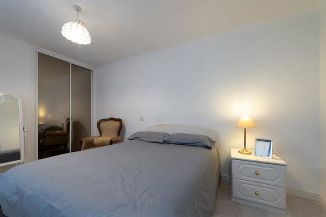 Property image 7 of 16