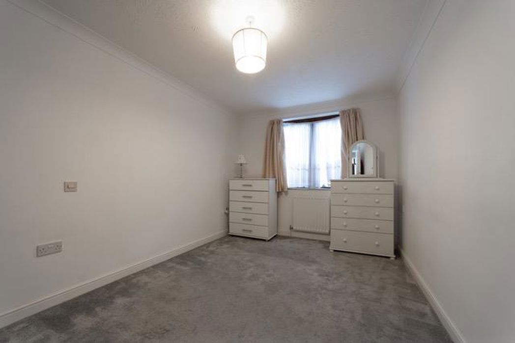 Property image 10 of 16
