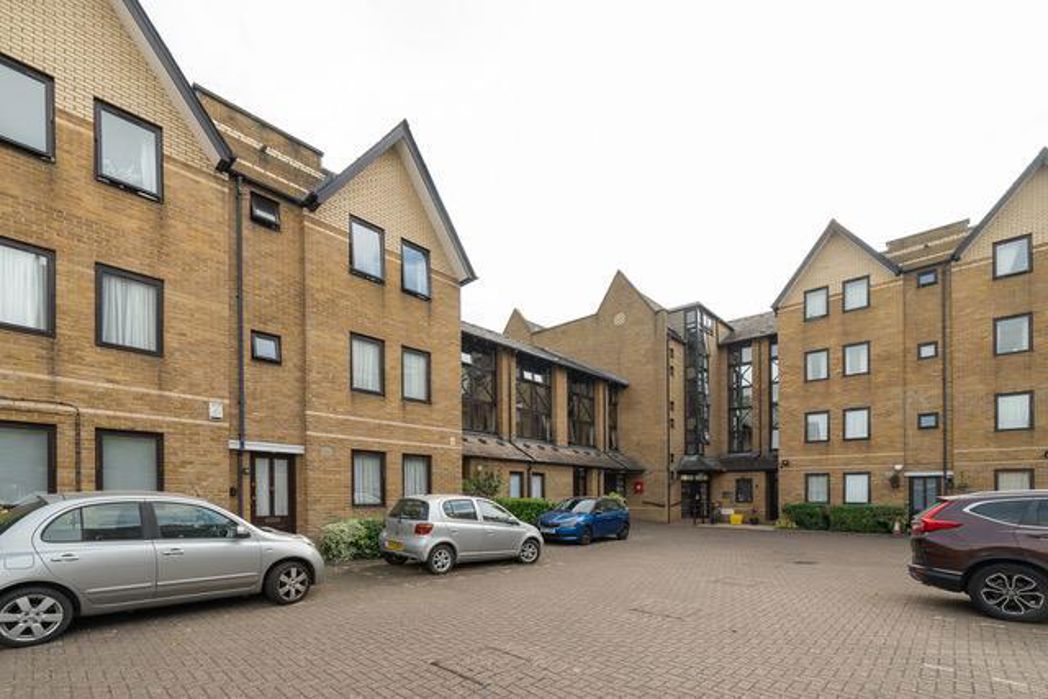 Property image 15 of 16