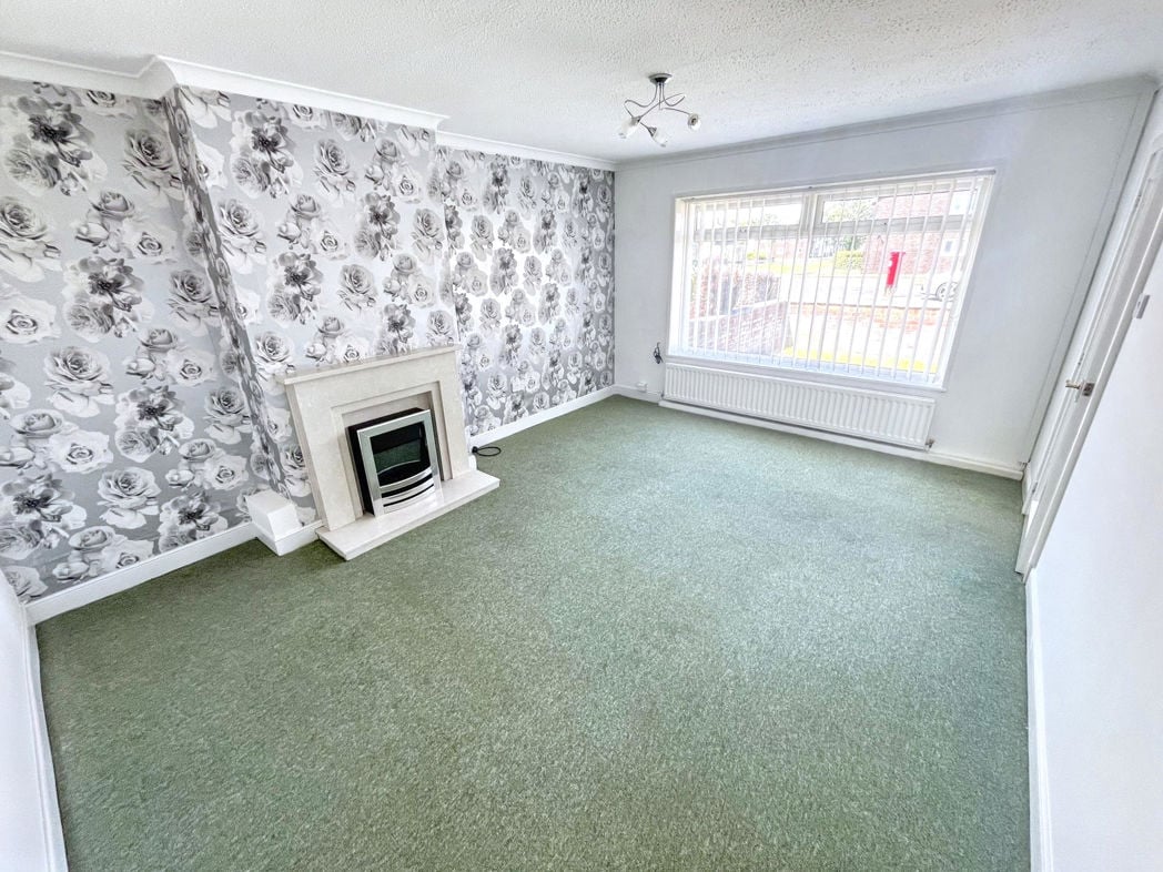 Property image 2 of 13