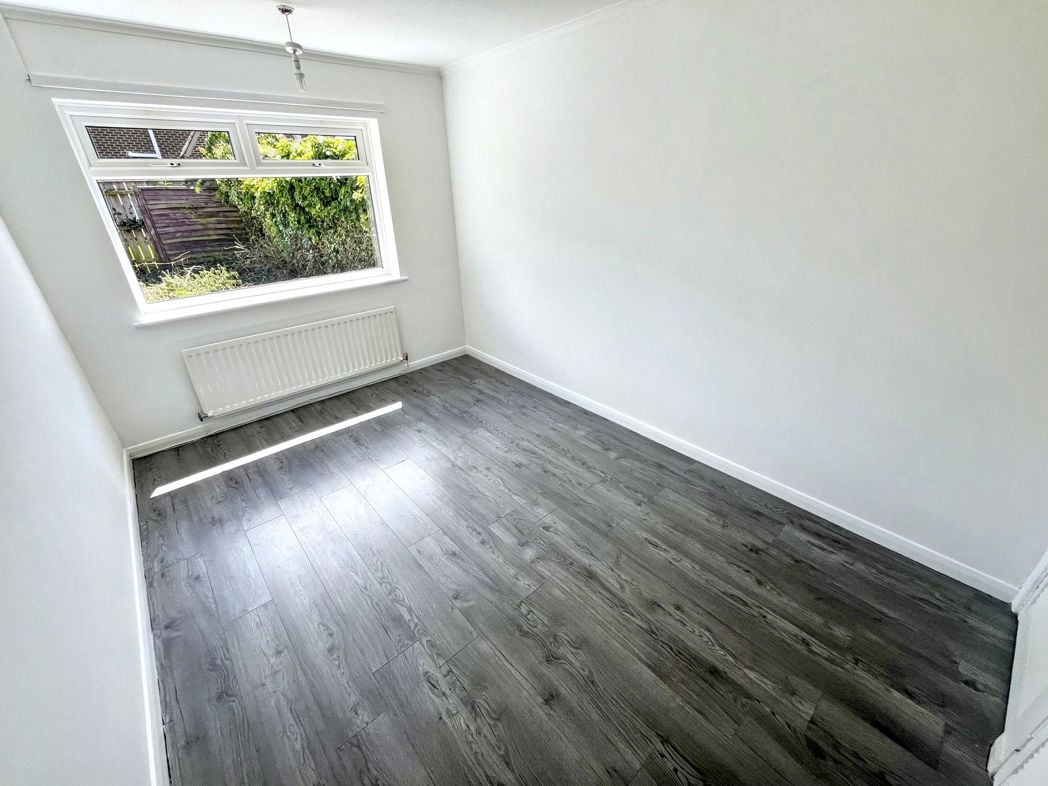 Property image 10 of 13