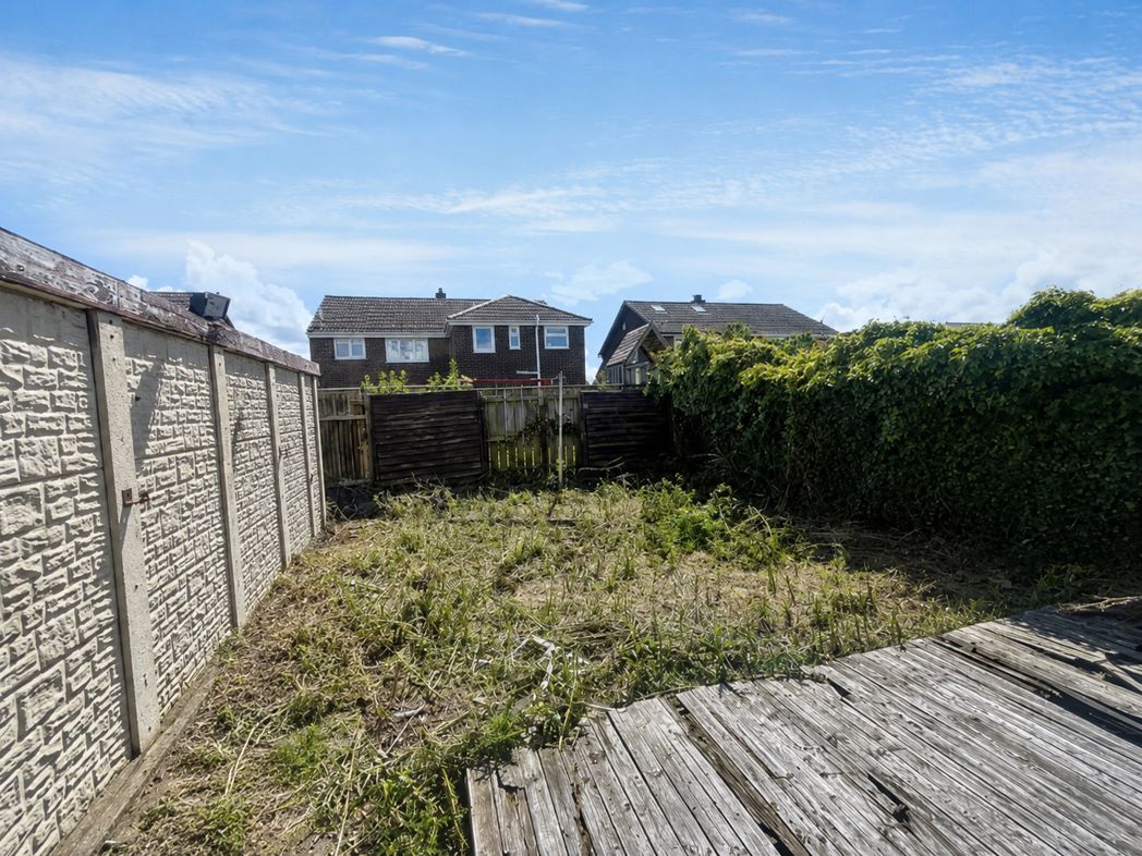 Property image 11 of 13