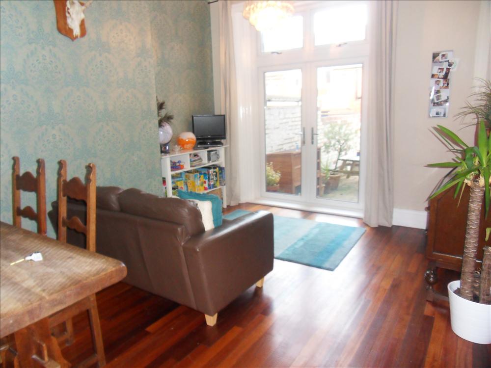 Dining/family room