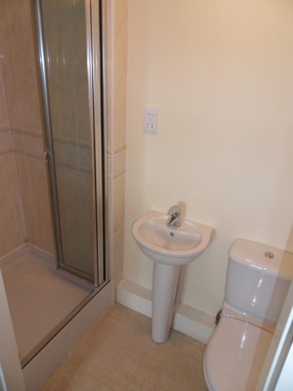 En-Suite Shower Room/wc