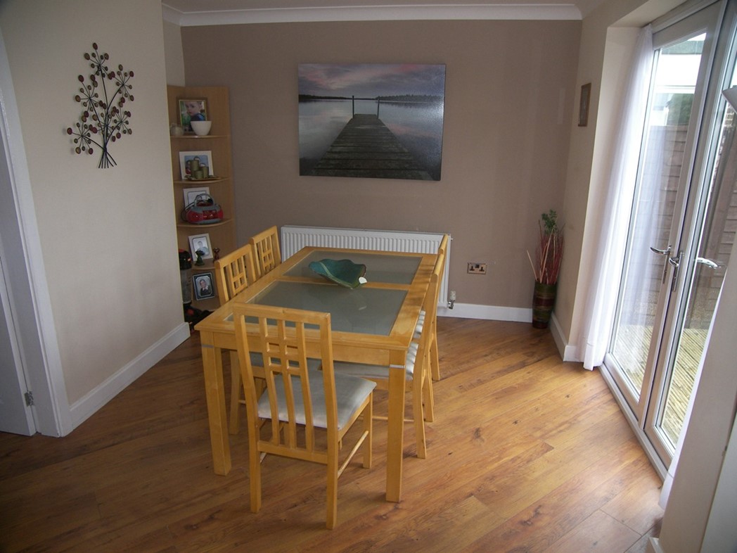 Dining room.