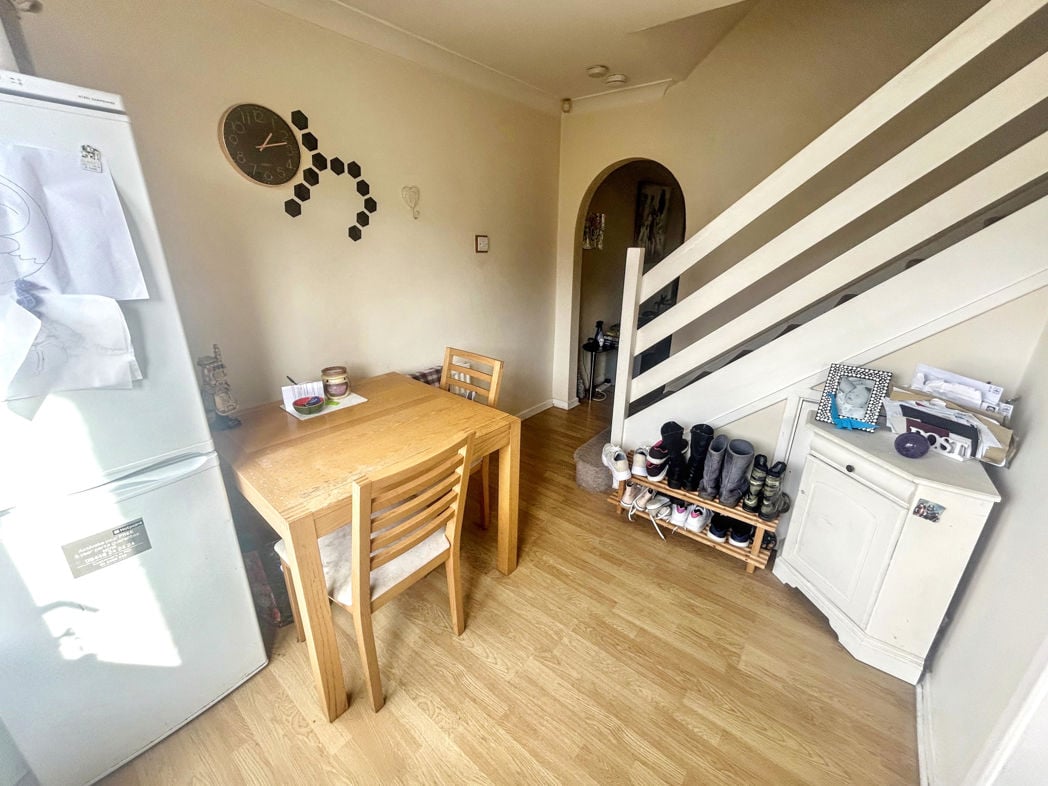 Property image 5 of 12