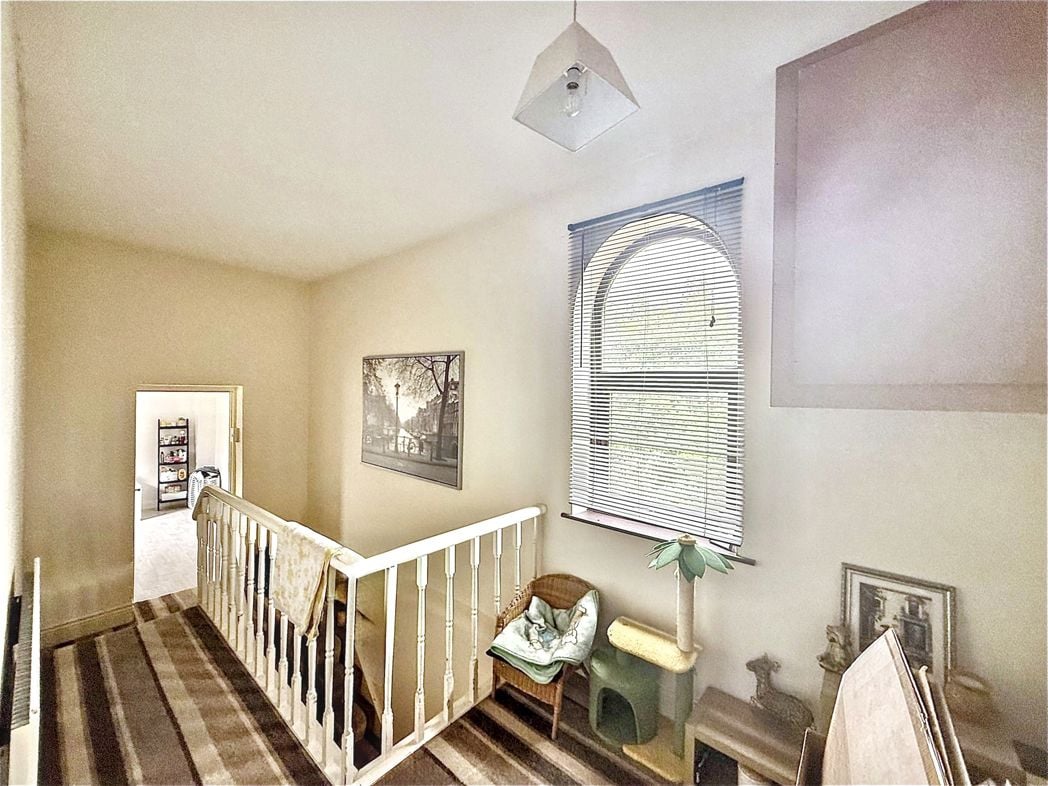 Property image 7 of 10