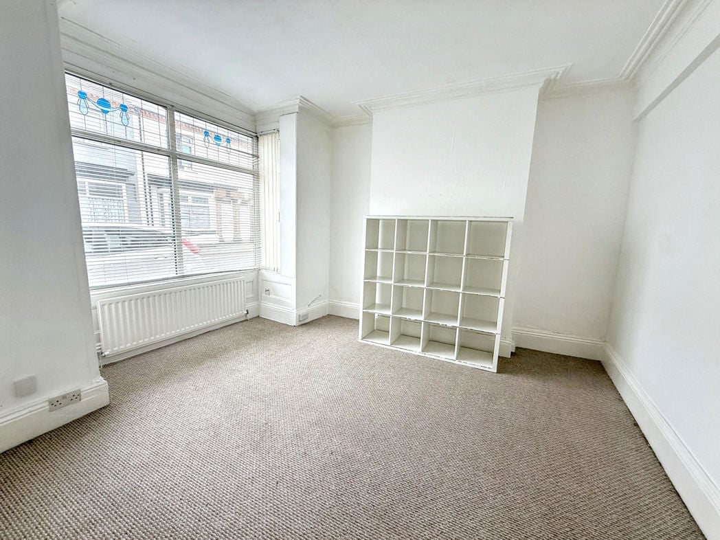 Property image 3 of 11