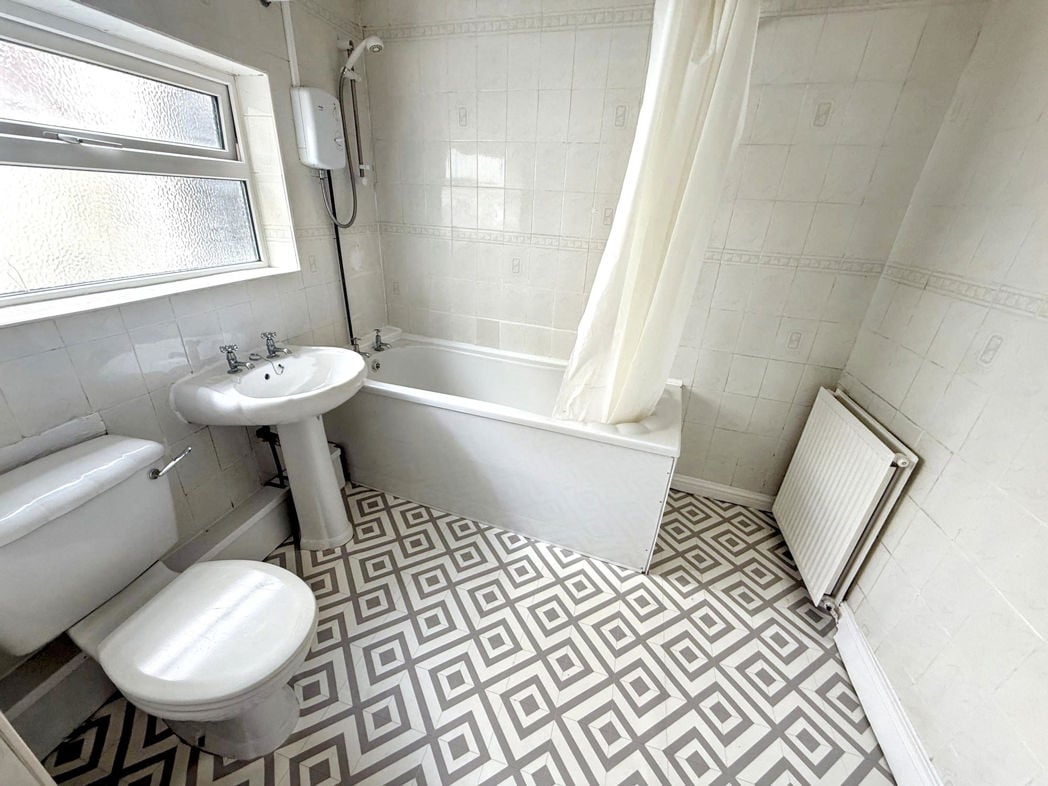 Property image 6 of 11