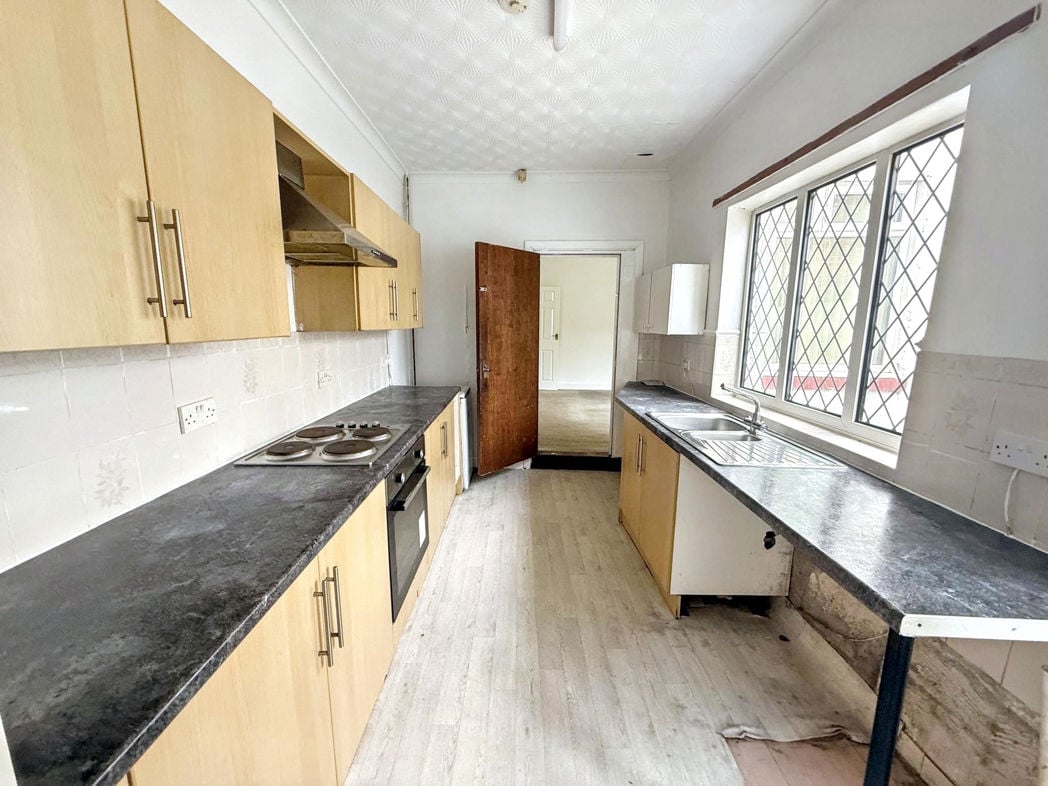 Property image 7 of 11