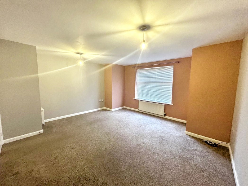 Property image 2 of 6