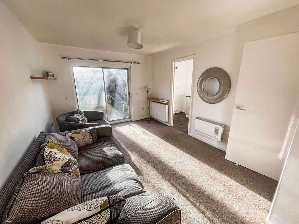 Property image 2 of 6