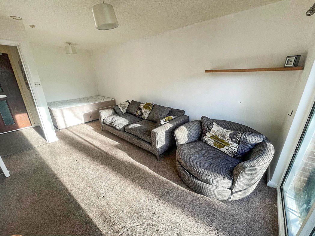 Property image 4 of 6