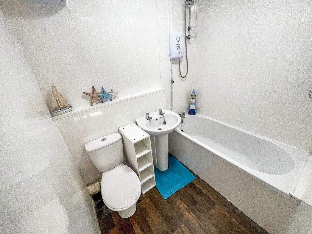 Property image 6 of 6