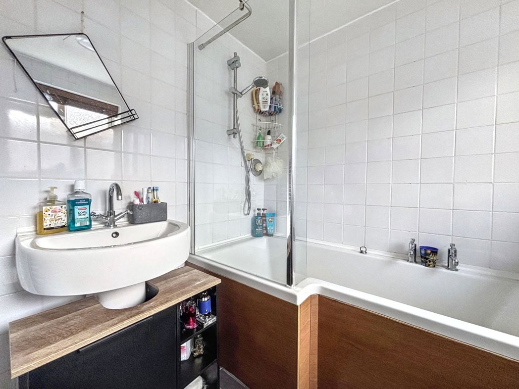 Property image 7 of 11