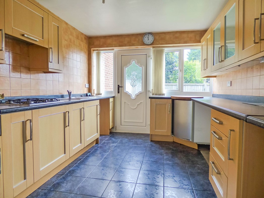 Property image 5 of 17