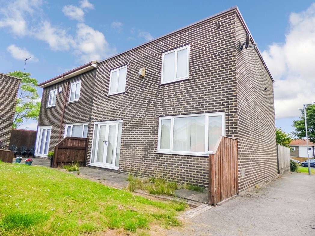 Property image 1 of 17