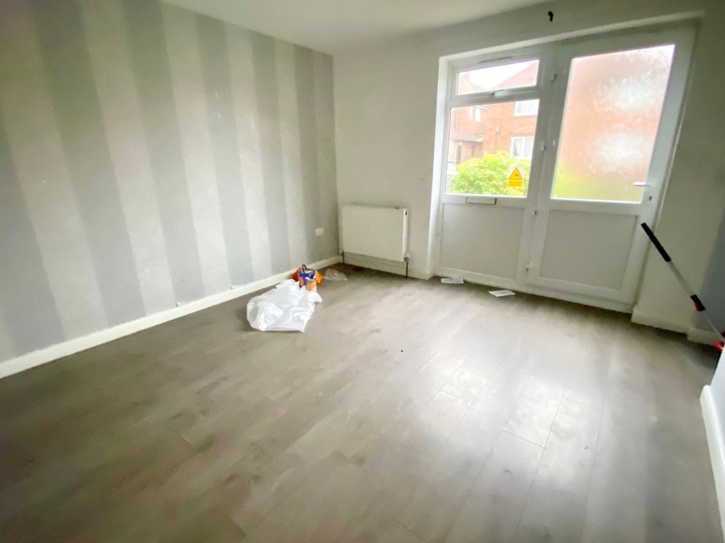 Property image 11 of 12