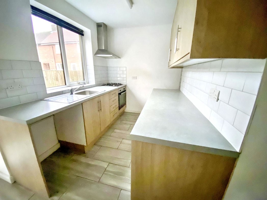 Property image 3 of 12