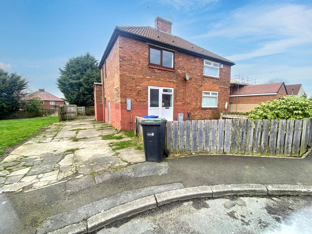 Property image 1 of 12