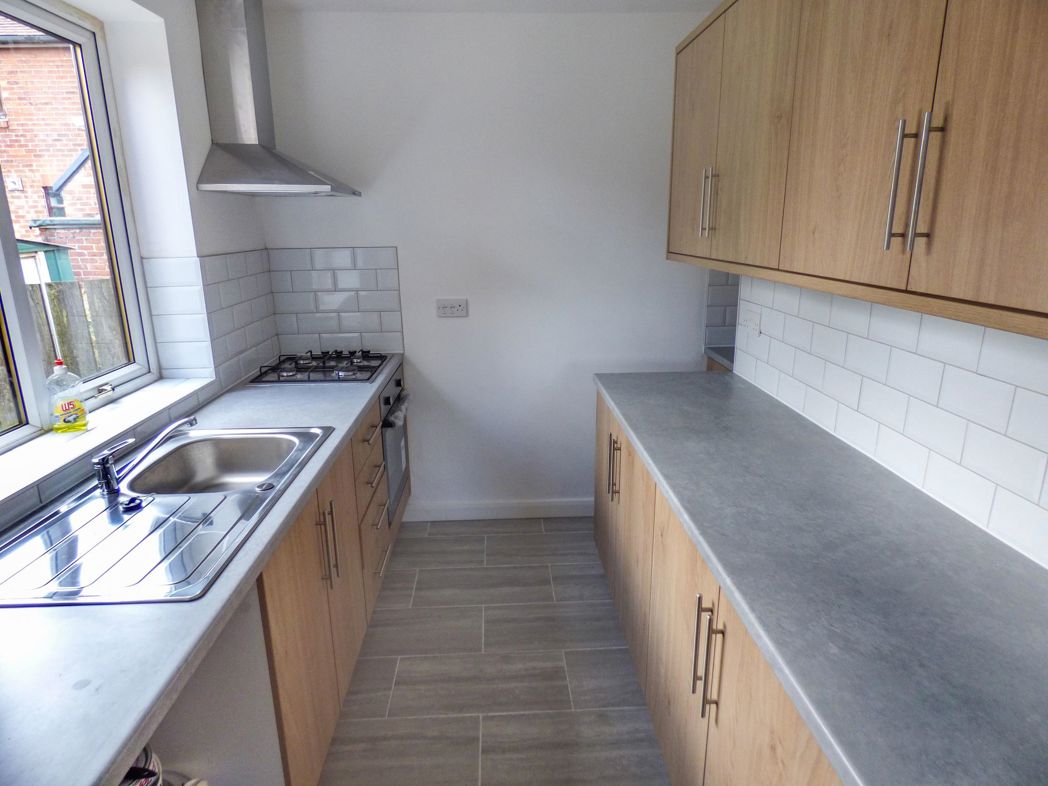 Property image 7 of 12