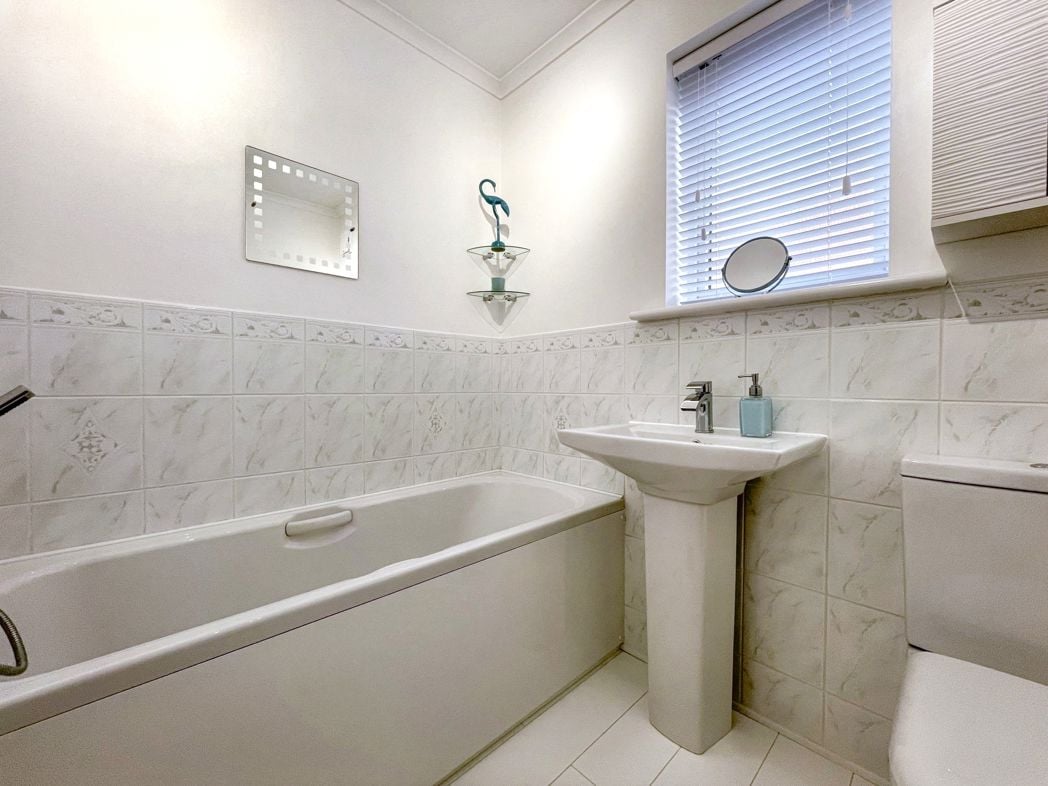 Property image 15 of 21