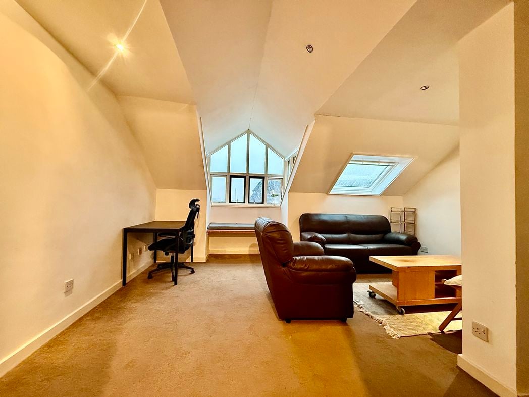 Property image 4 of 7