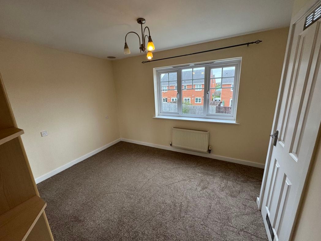 Property image 12 of 15