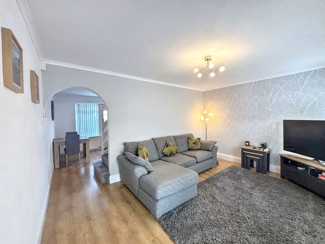 Property image 3 of 14