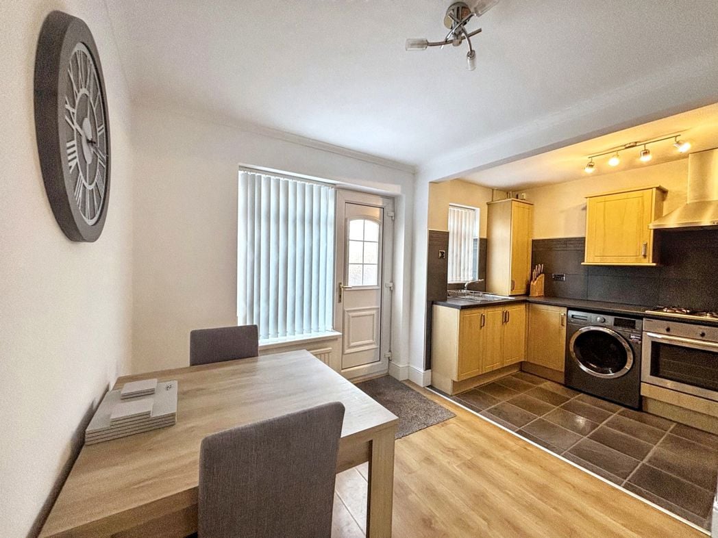 Property image 7 of 14