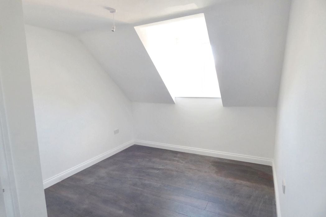 Property image 2 of 3
