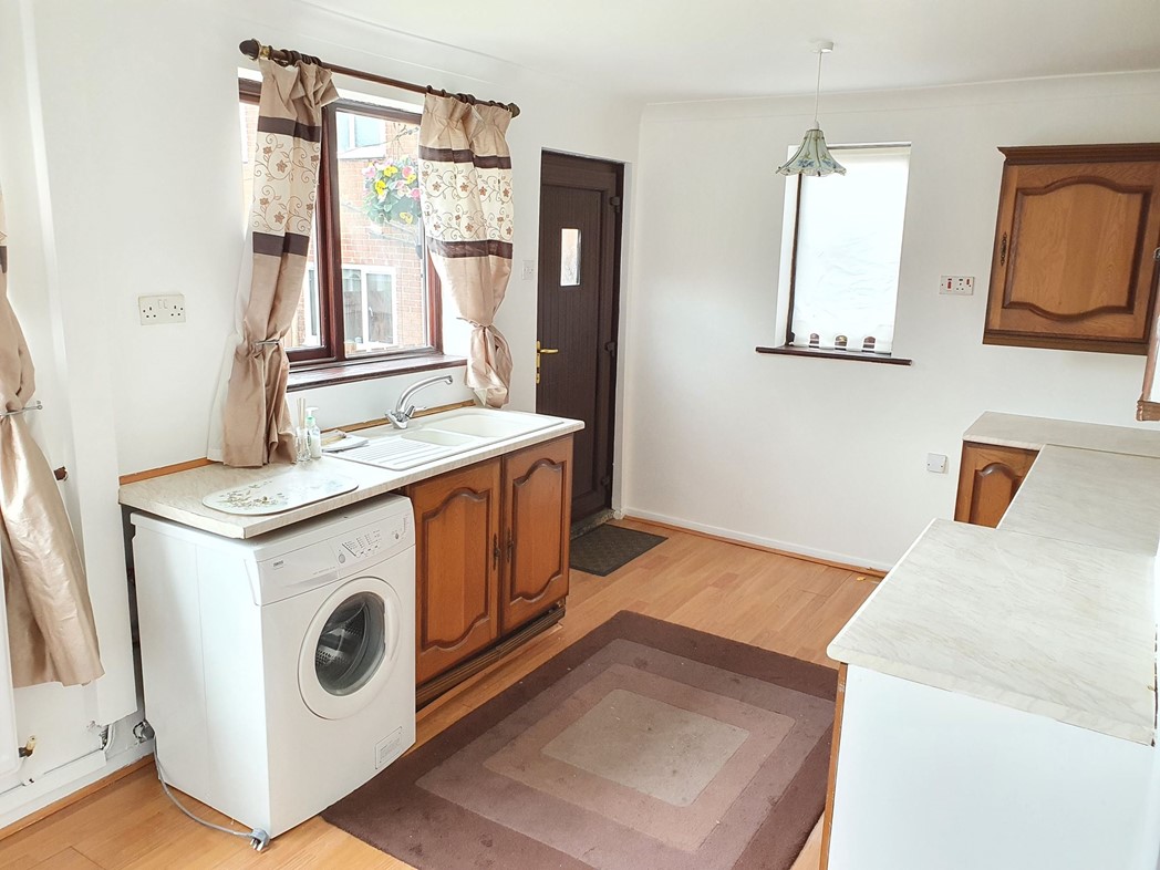 Property image 12 of 14