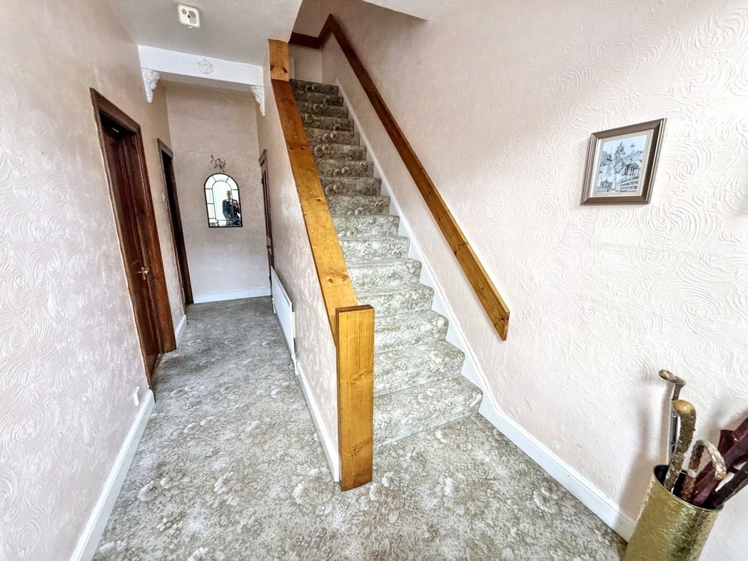 Property image 3 of 19