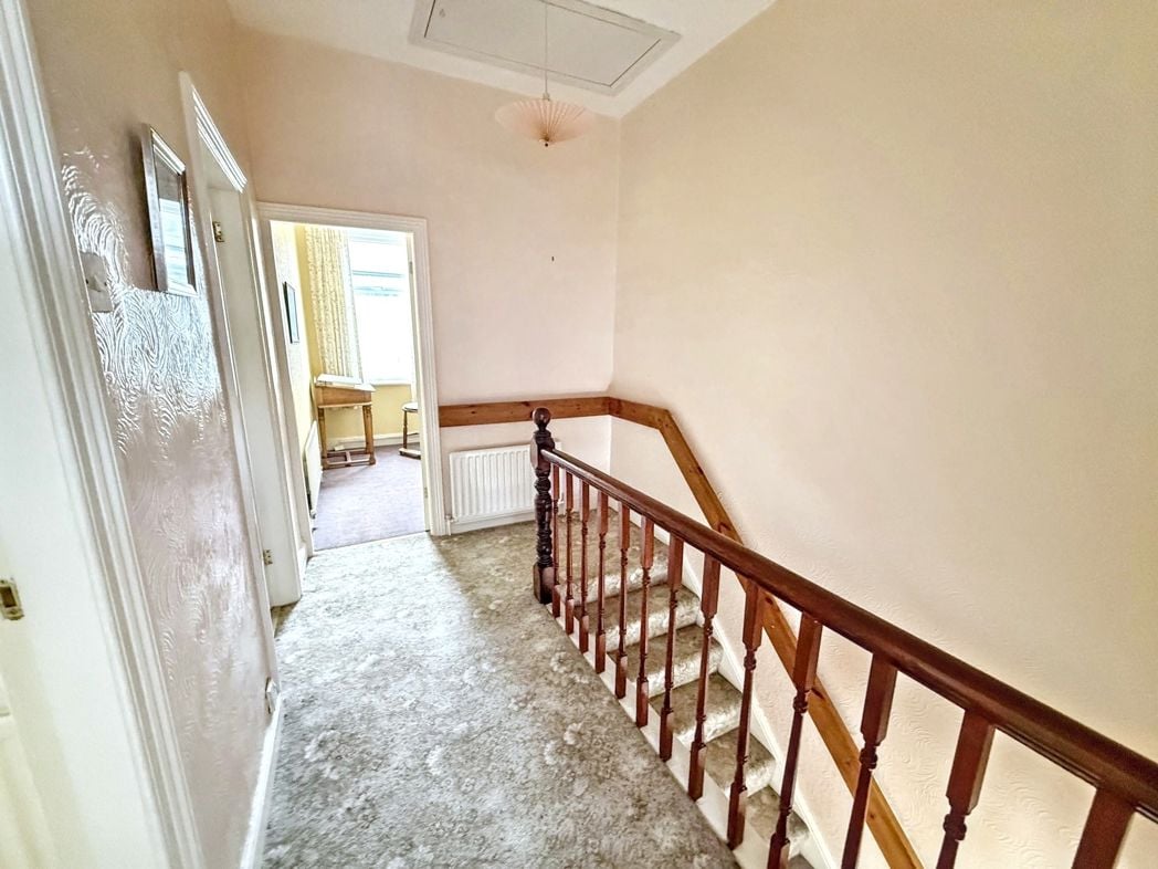 Property image 9 of 19