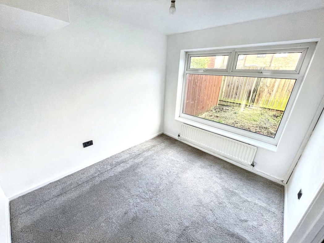 Property image 6 of 11