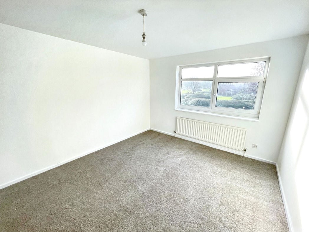 Property image 8 of 11