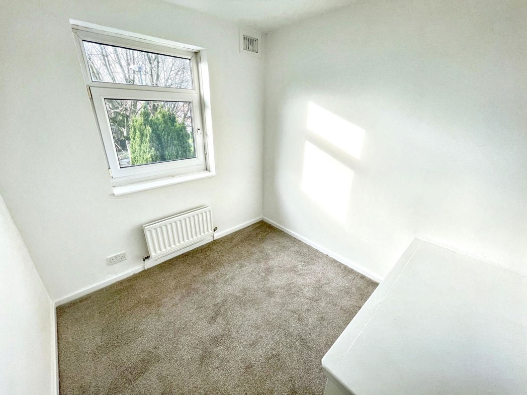 Property image 10 of 11