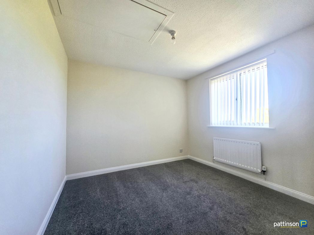 Property image 12 of 34