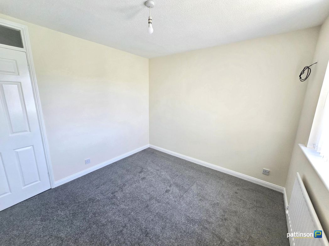 Property image 21 of 34