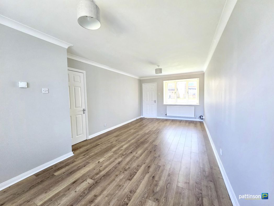 Property image 3 of 34