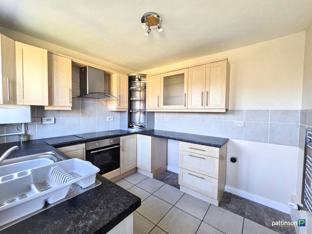 Property image 10 of 34