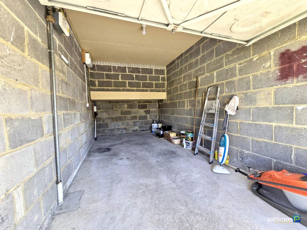 Property image 32 of 34