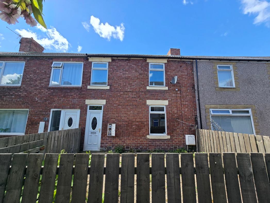 Property image 1 of 12